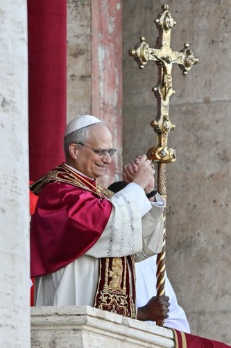 Pope leo xiv robert francis - xiv,